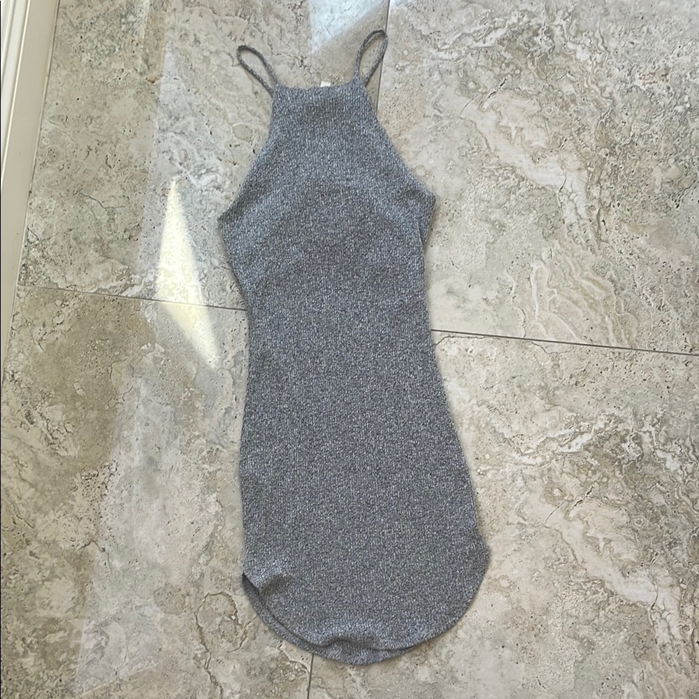 💚3/$10     Gray Sleeveless Knit Dress